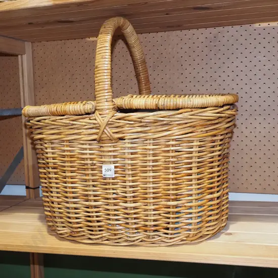 cane picnic hamper 