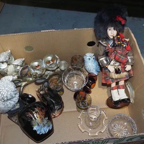 box; Scottish bagpiper doll, owl figurines, ginger jar etc