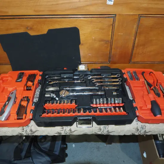 SCA automotive tool kit - missing some tools