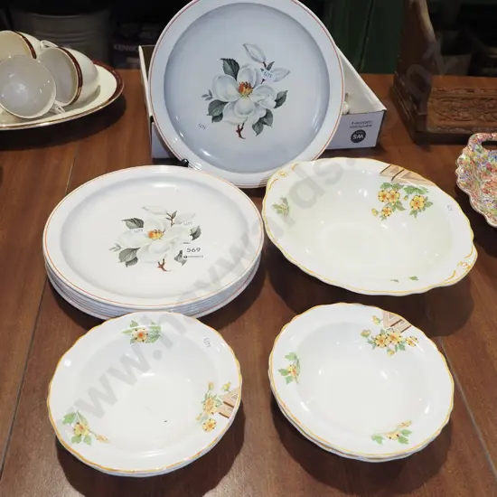 Woods and Sons floral plates, part sweet set