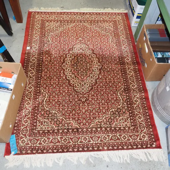 small light weight floor mat with tufted ends - creams, browns, reds L1370 W1000
