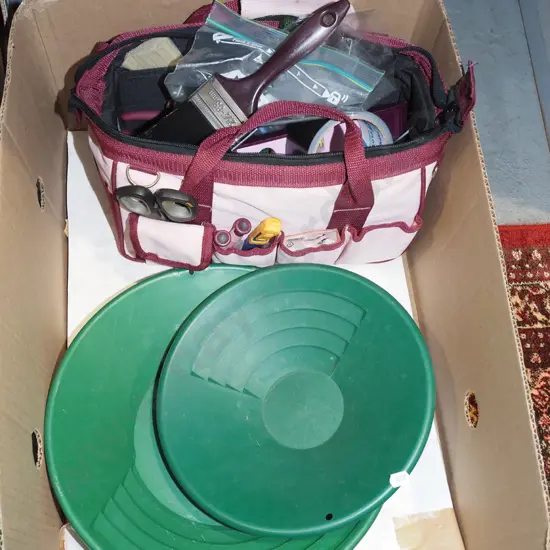 box; tool bag and contents, 2x gold pans