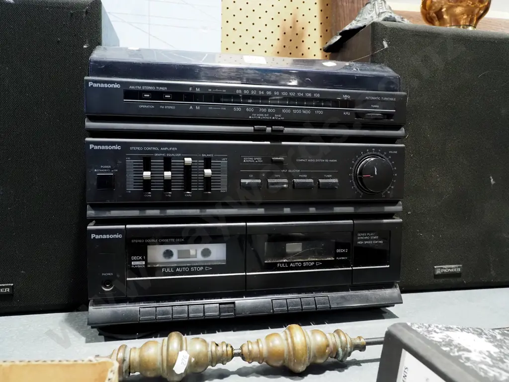 Panasonic stereo system with Pioneer speakers, turntable, tuner, twin cassette Image 1++