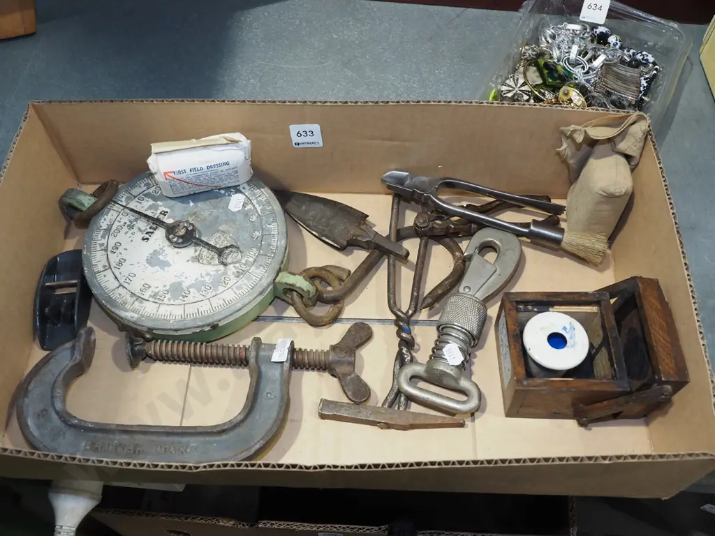box; spring scales, G clamp, spear head etc Image 1++