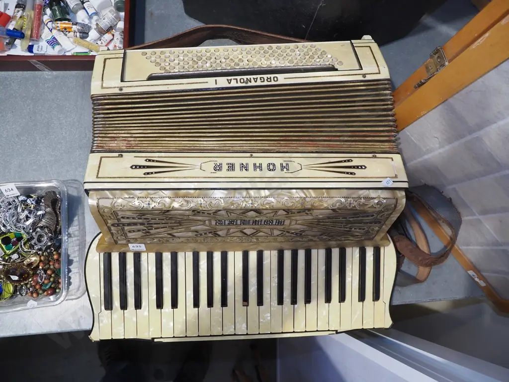 Hohner accordion and case Image 1++