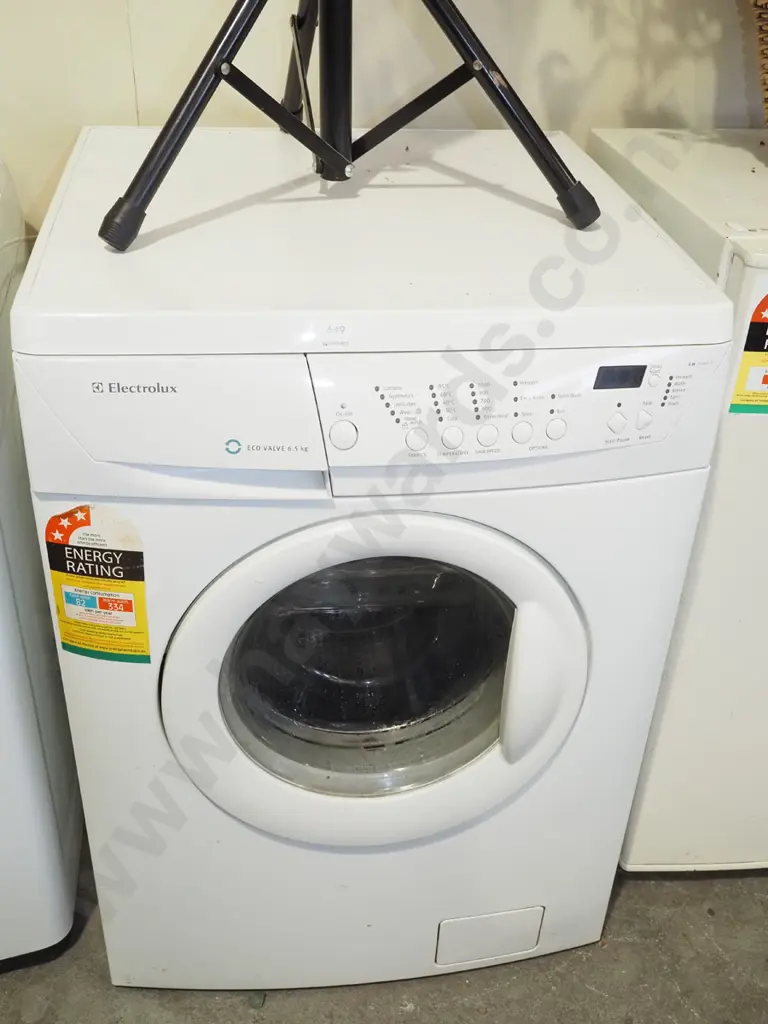Electrolux front load washing machine Image 1++