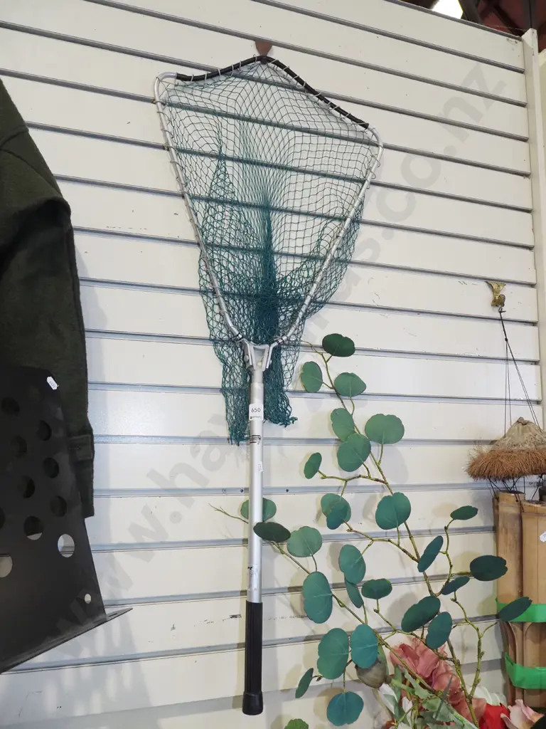fishing landing net Image 1++