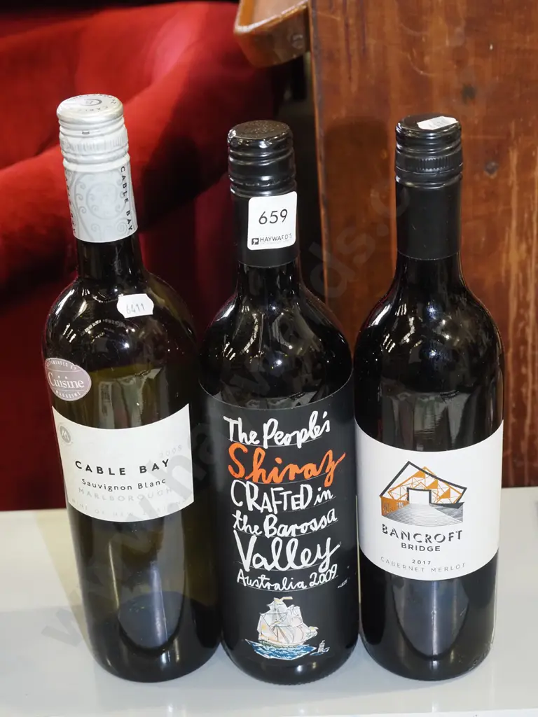3x Cable Bay sauvignon blanc, Australian shiraz, Bancroft cabernet merlot 2017 Image 1++