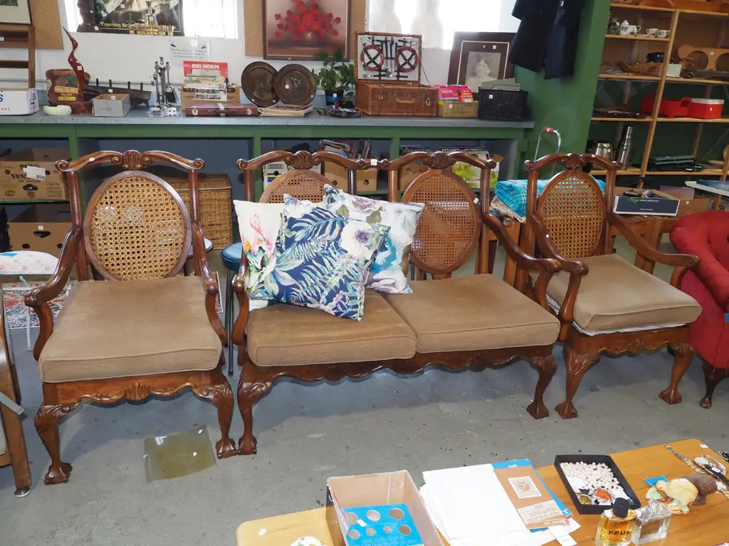 reproduction mahogany claw and ball foot begere back carved and upholstered 3 piece suite Image 1++
