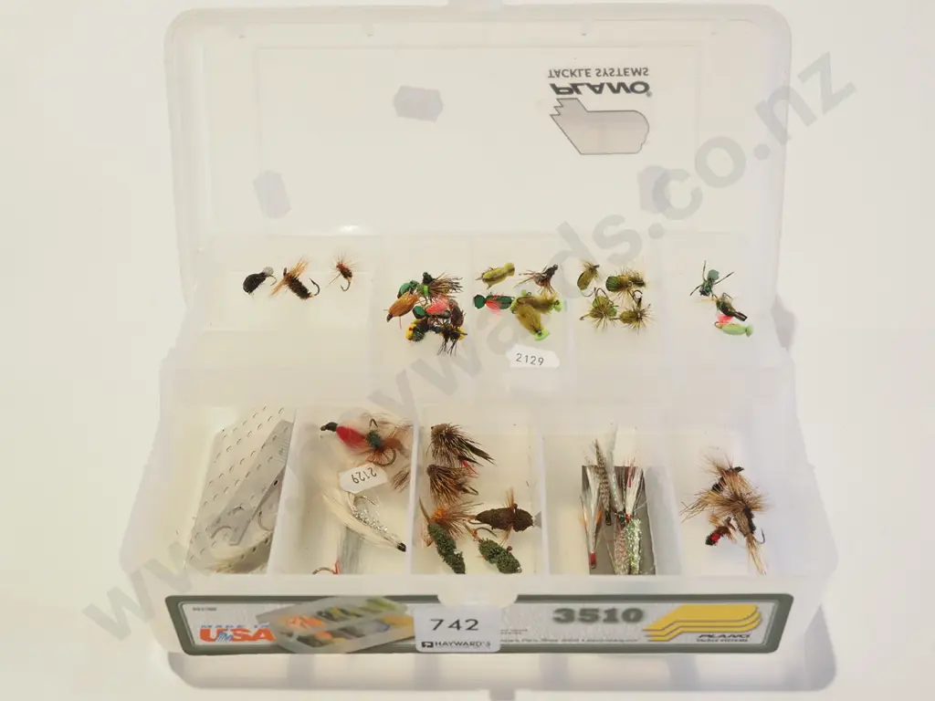 plastic organiser of fly fishing lures Image 1++
