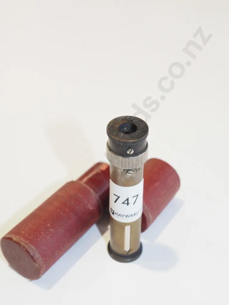 small brass & metal cylindrical tube with eye piece for viewing Image 1++