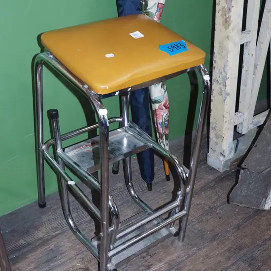 vinyl top kitchen step stool