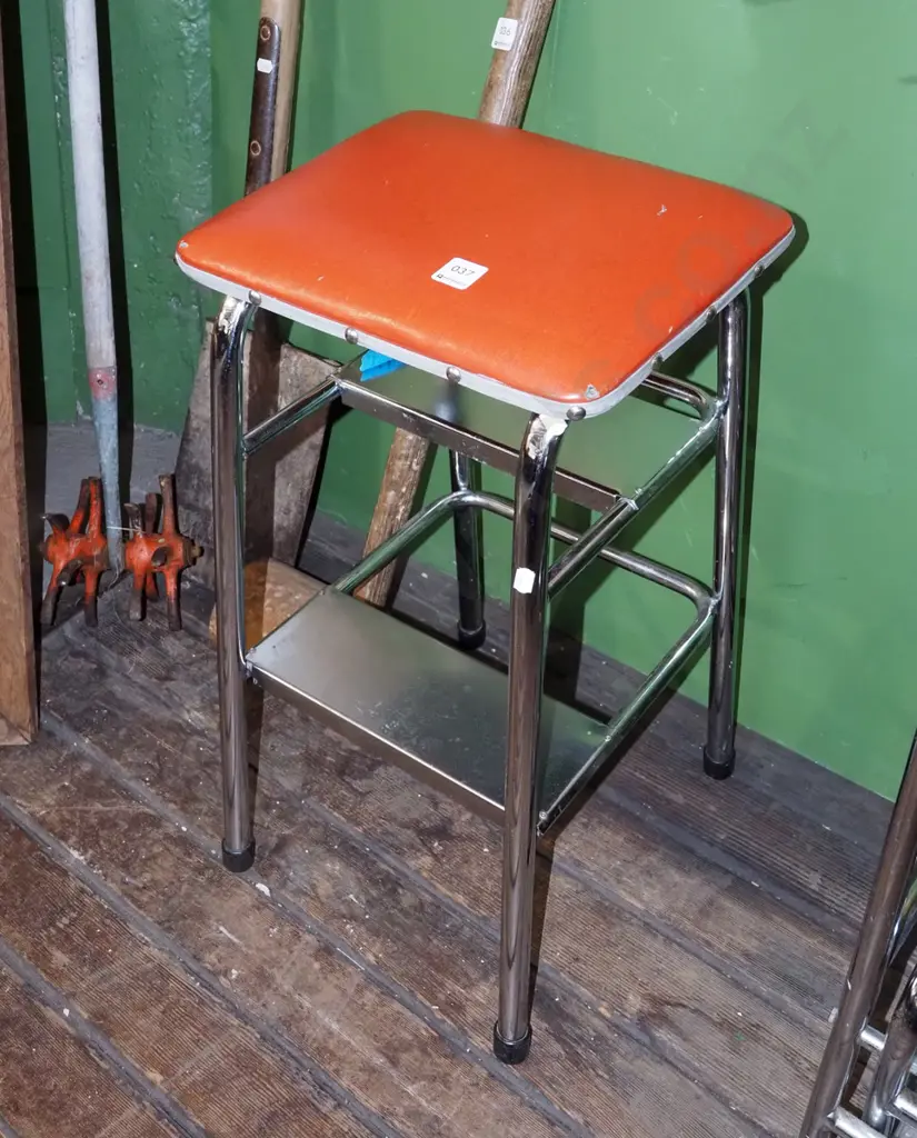 red vinyl top kitchen step stool Image 1++