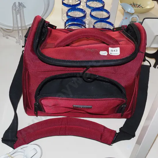 Cellini travelling makeup/toiletry  bag