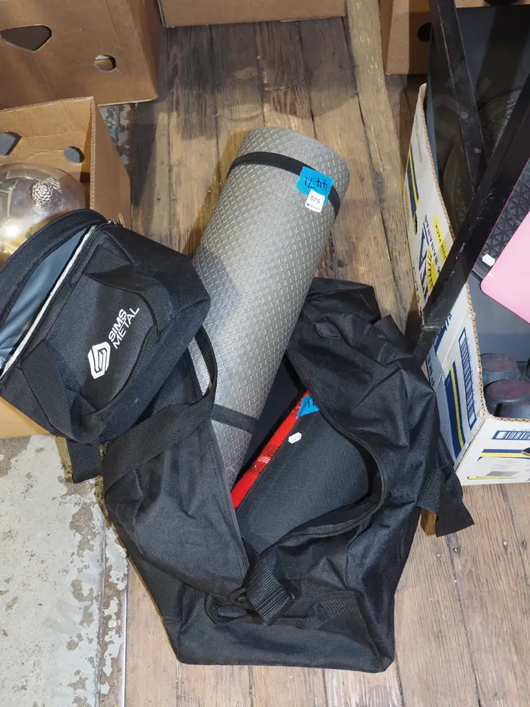 holdall; camping mat, small chilly bin, travel rug Image 1++