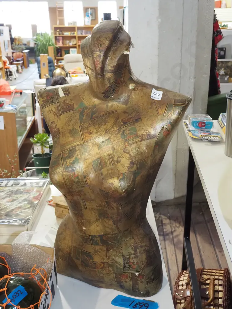 female mannequin shop torso decoupage H660 Image 1++