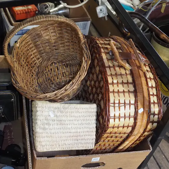 cane basket, seagrass basket, picnic hamper