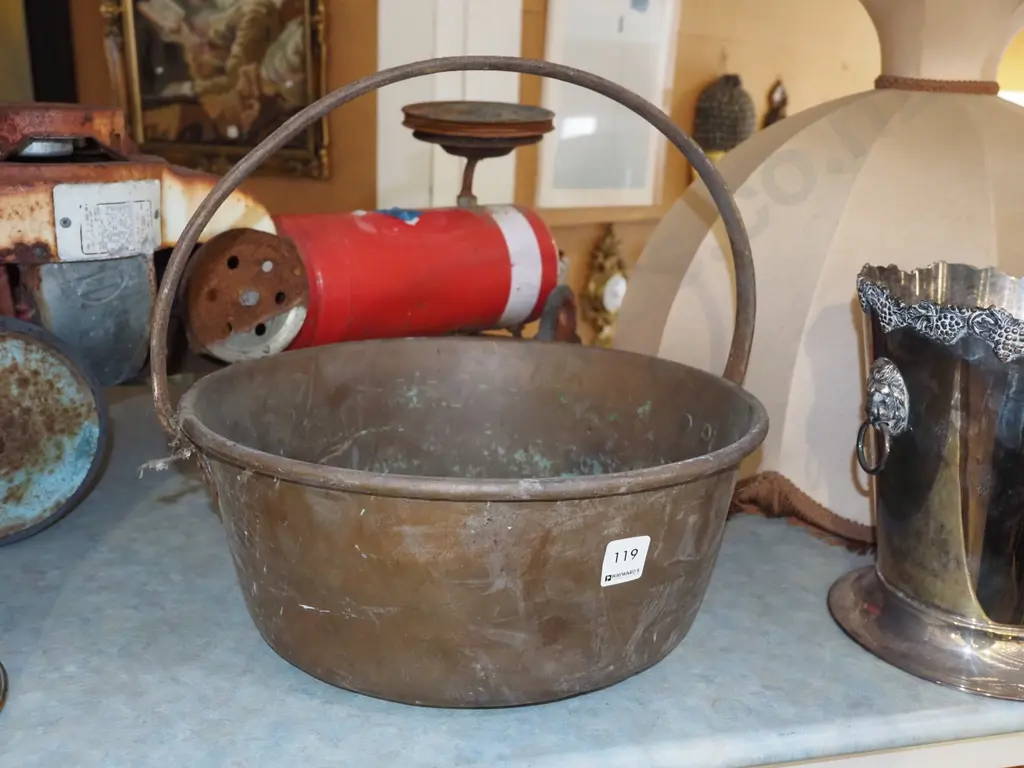 rusty copper jam pan Image 1++