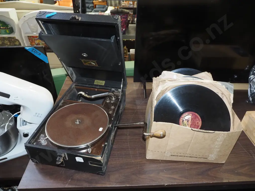 table top gramohone with box of 78s Image 1++