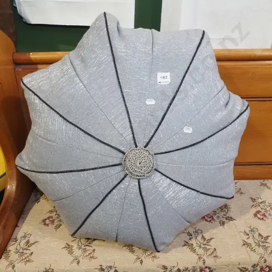 star shaped cushion/pouffe