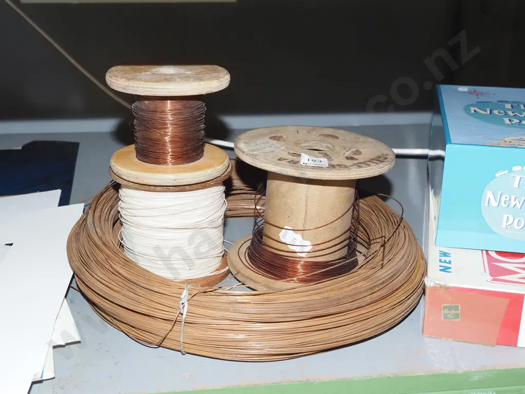2x copper wire, 1x large coil of copper plated metal wire Image 1++