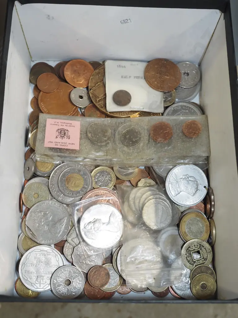 box of coins Image 1++