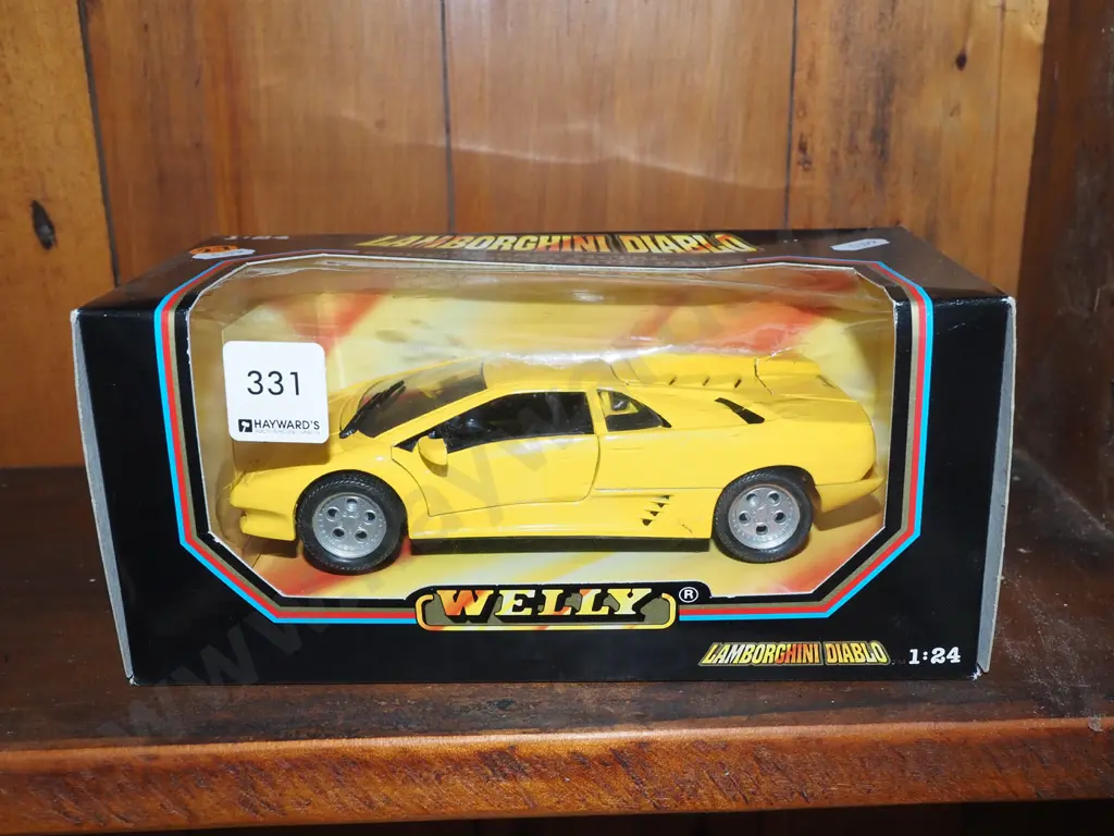 boxed diecast model of Lamborghini Diablo Image 1++