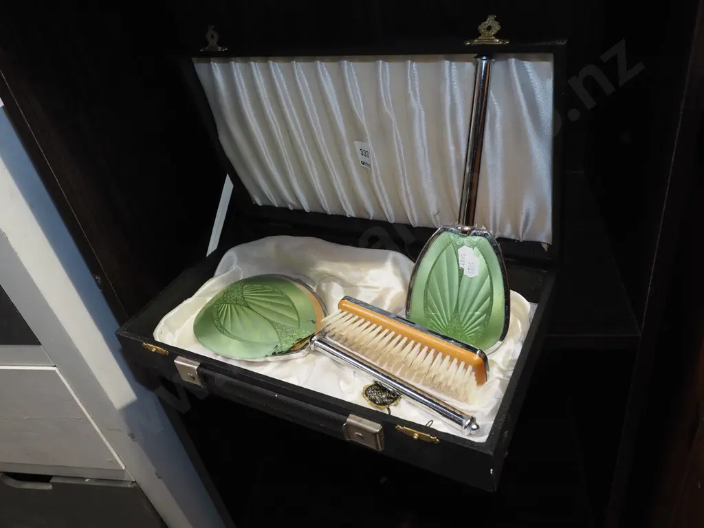 cased dressing table set, hand mirror - needs attention Image 1++