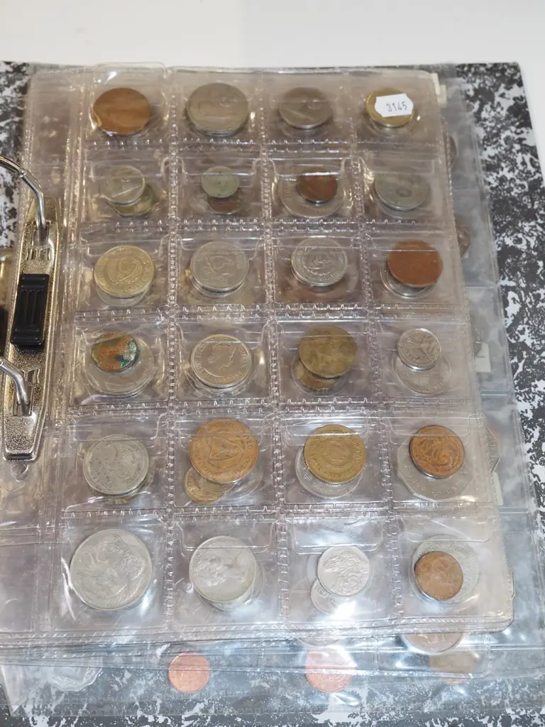 folder and coins Image 1++