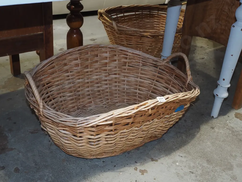 cane laundry basket L700 Image 1++