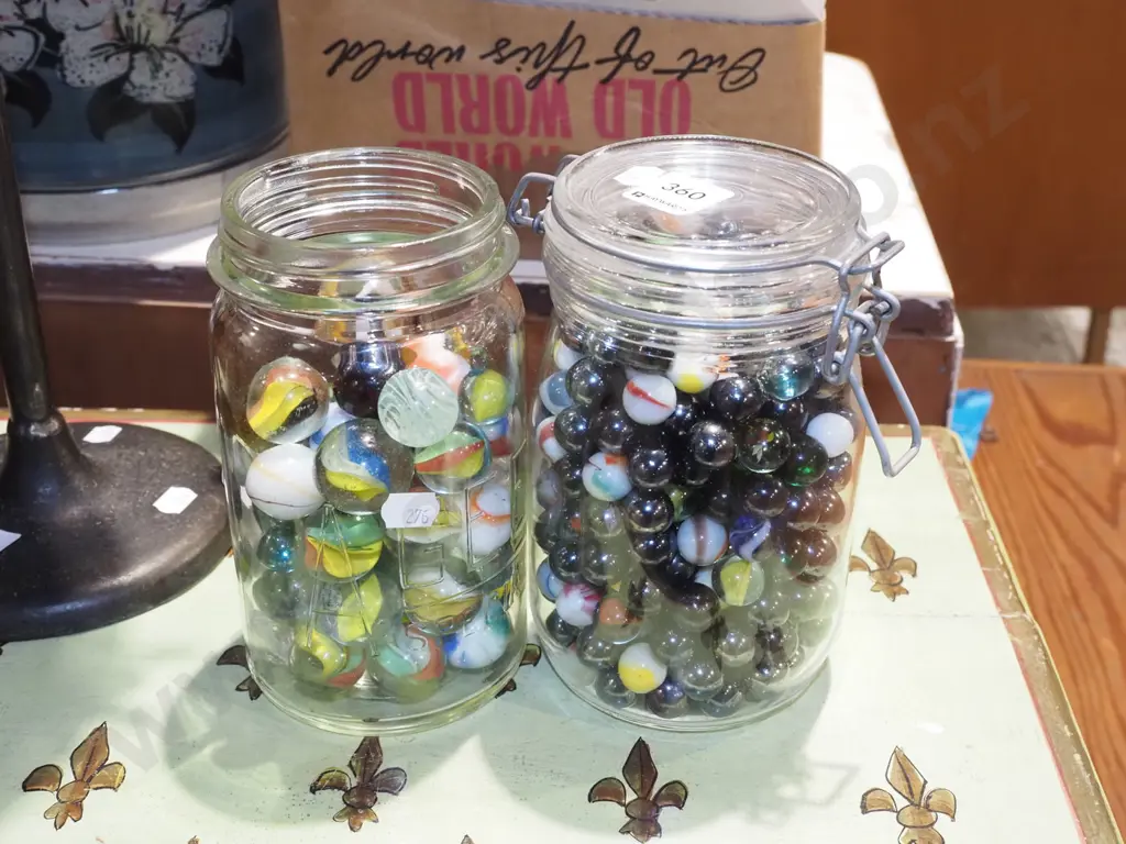 2x jars of marbles Image 1++