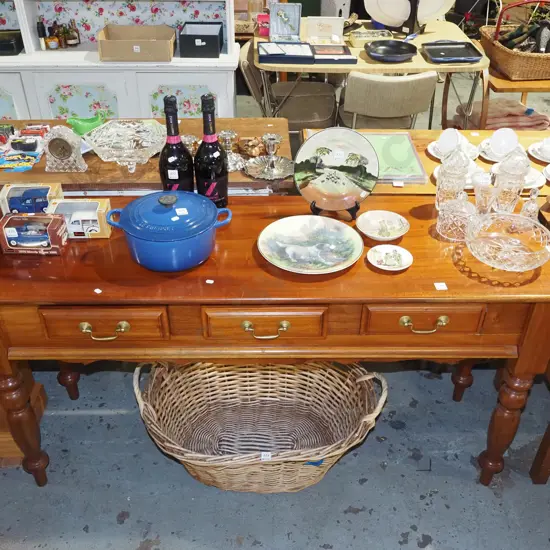 mahogany turned leg 3 drawer hall table H770 W1480 D480