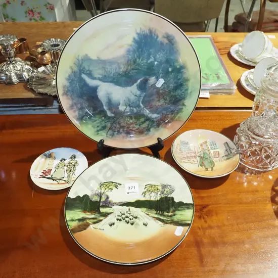 Royal Doulton plates and bowl