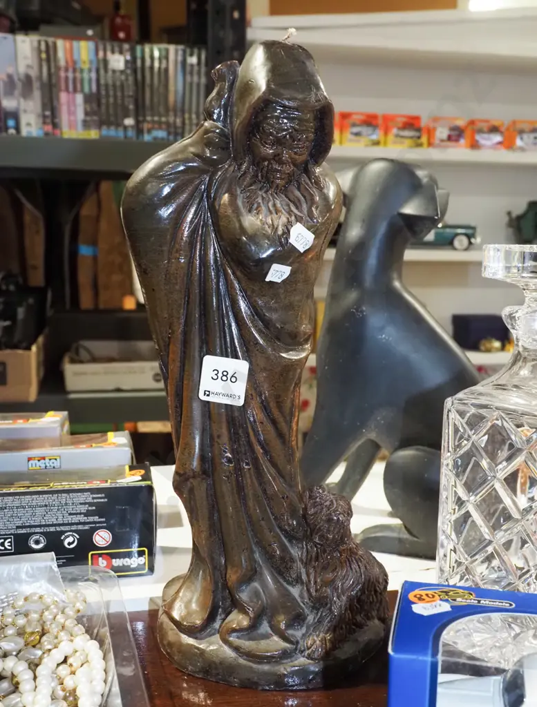 large candle - man and dog H360 Image 1++