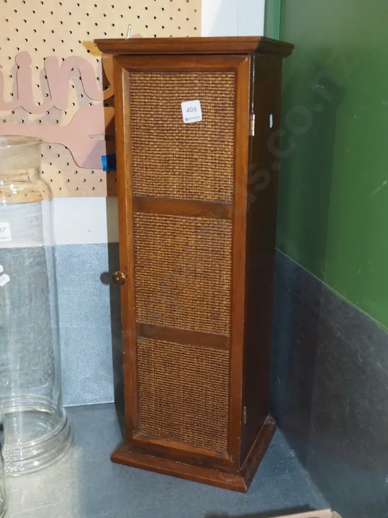 small single door CD cupboard H600 Image 1++