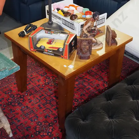 Indonesian hardwood end table H500 W600 D600