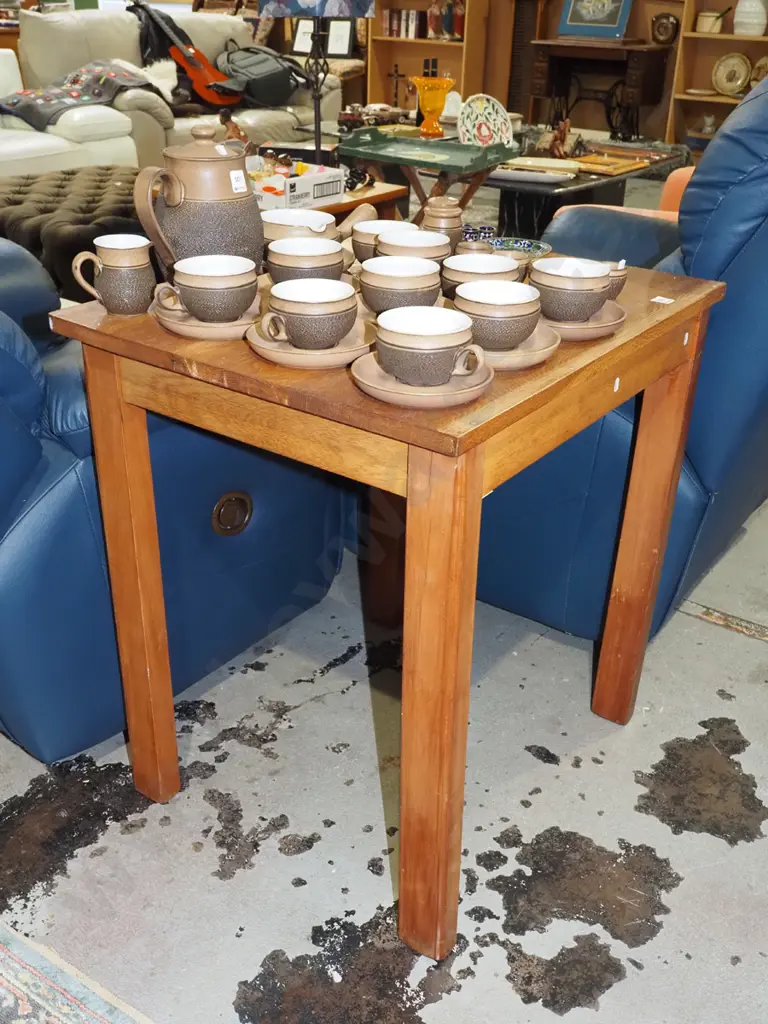 solid oak occasional table  H770 W710 D590 Image 1++