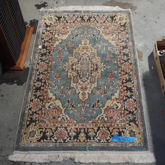small tufted floor mat L1470 W930
