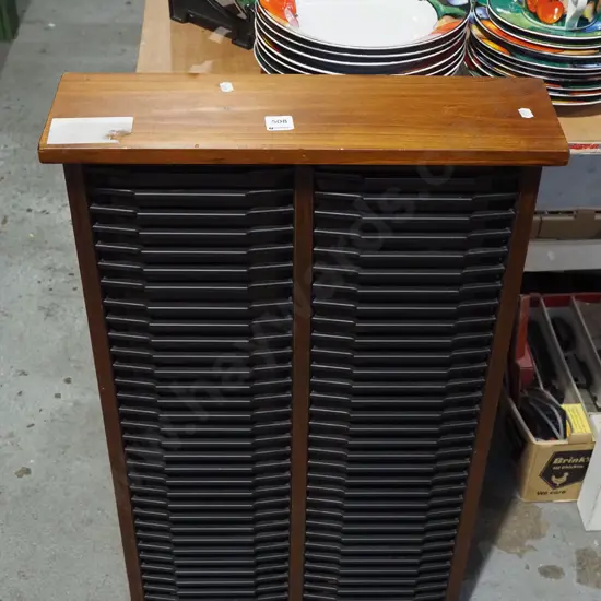 DVD tower H840