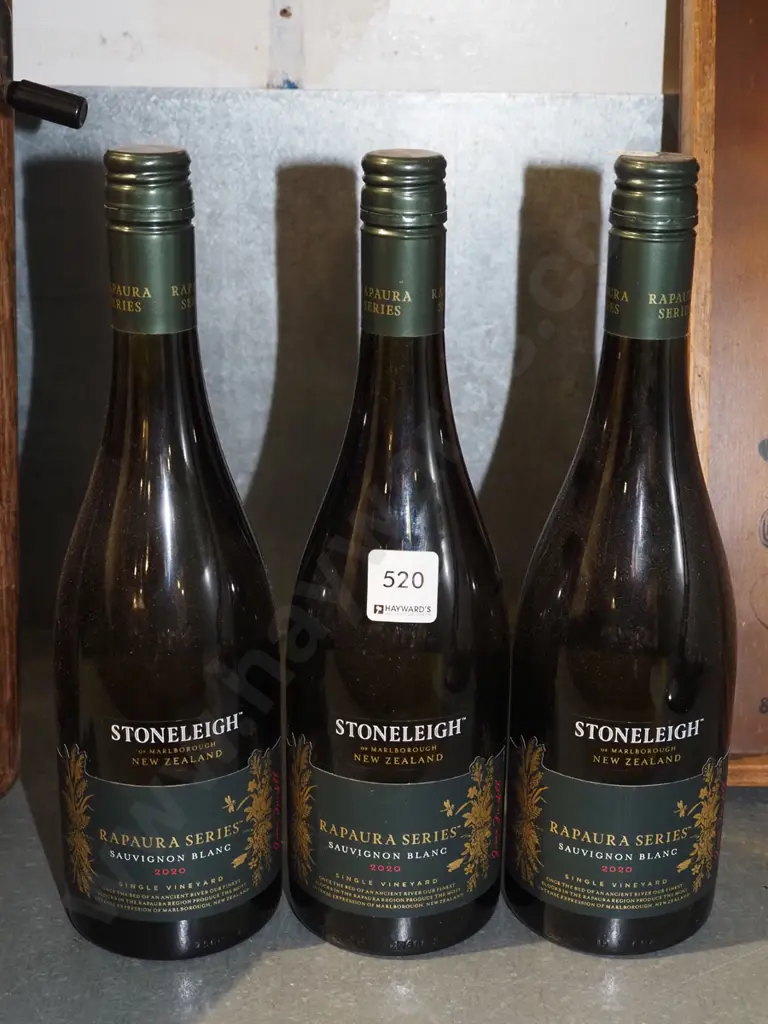 3x bottles of Stoneleigh sauvignon blanc 2020 Image 1++