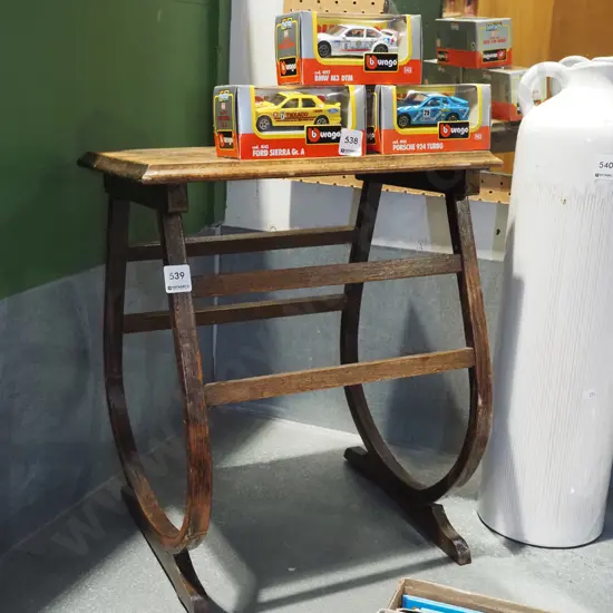 small oak end table - some warping H450