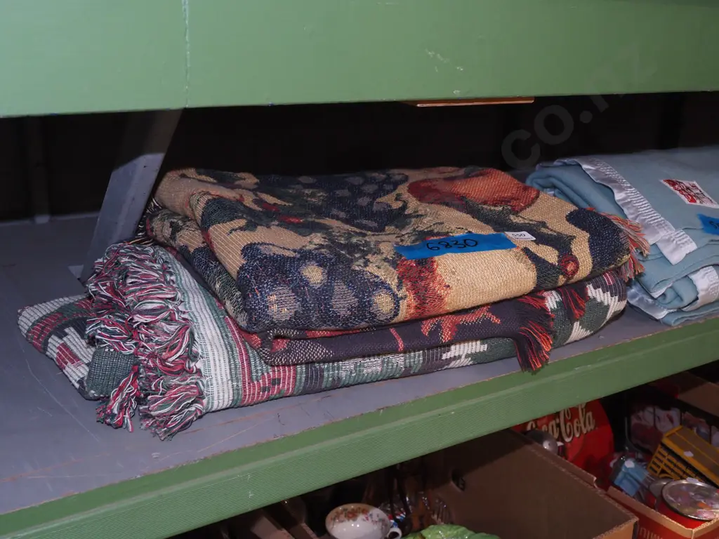 3x woven throws/blankets Image 1++