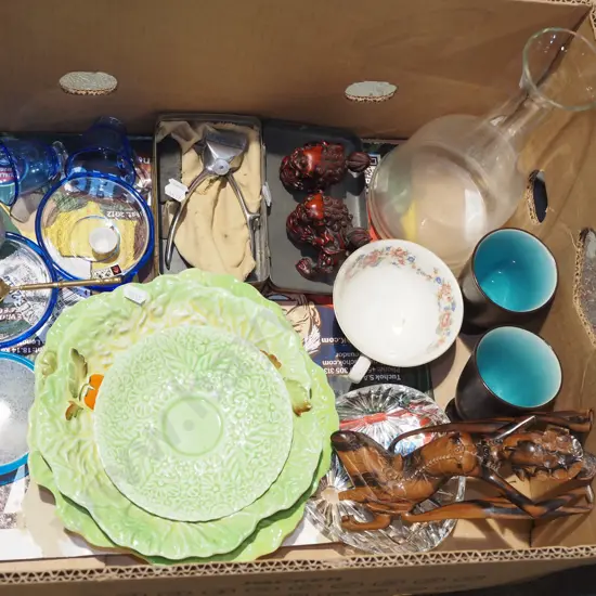 box; leaf dishese, cups, figurine etc