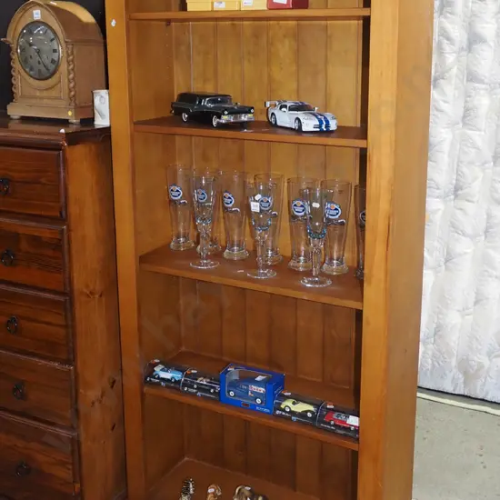 solid pine bookcase H1800 W850 D220