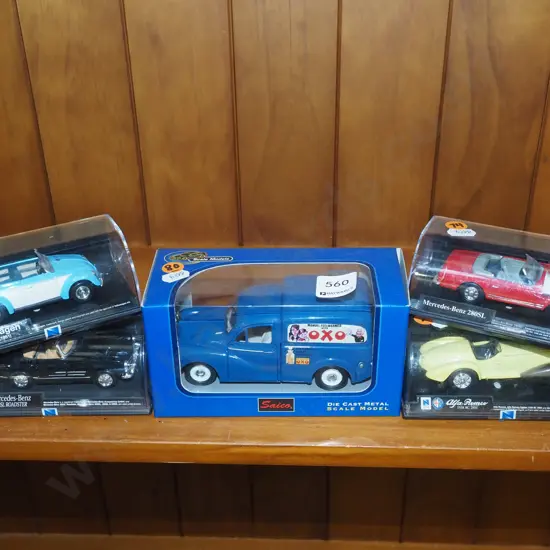 5x boxed diecast model vehicles