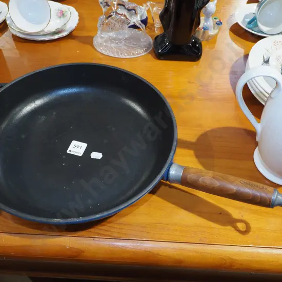 Chasseur cast iron frying pan Diam300