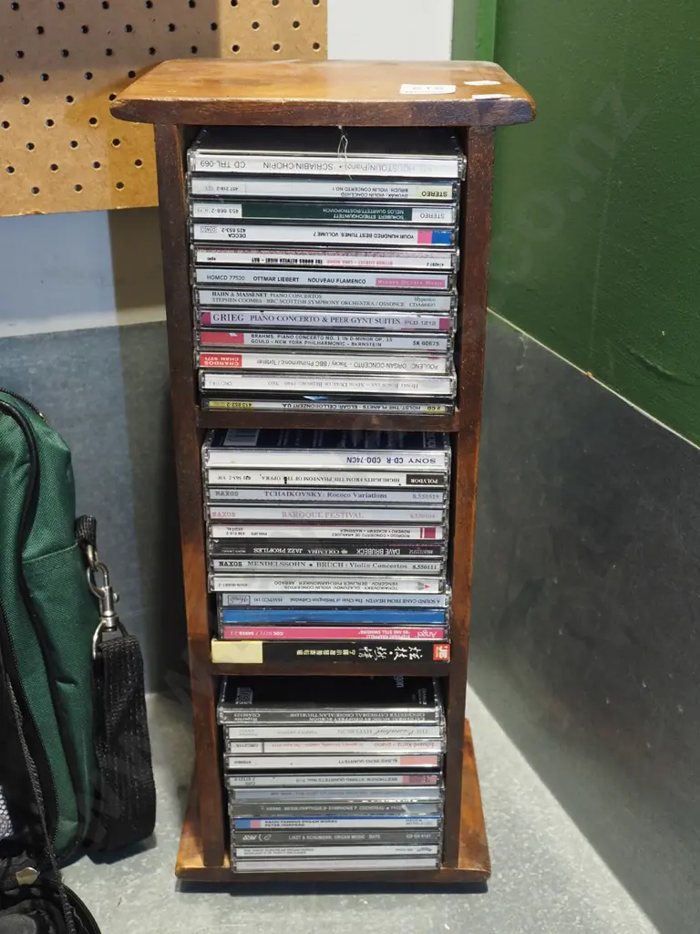 small hardwood CD tower and CDs H470 Image 1++