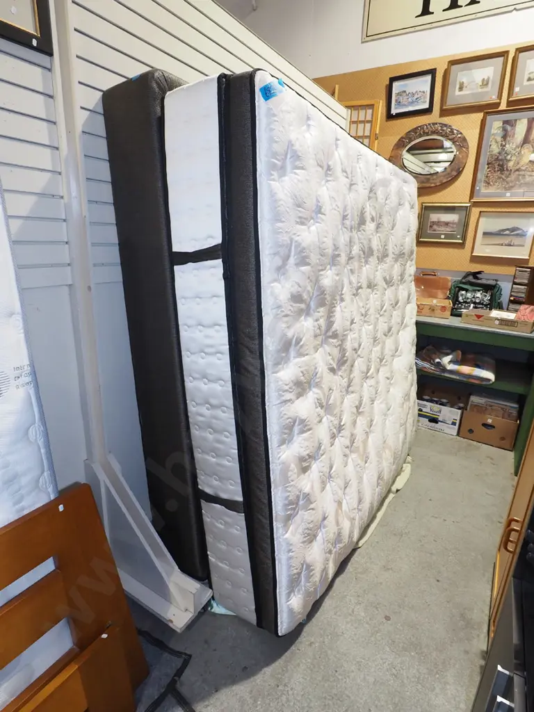 King Coil Platinum Posture super king mattress and 2 part base  Image 1++