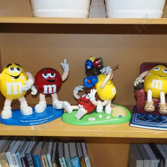 3x M&M dispensers