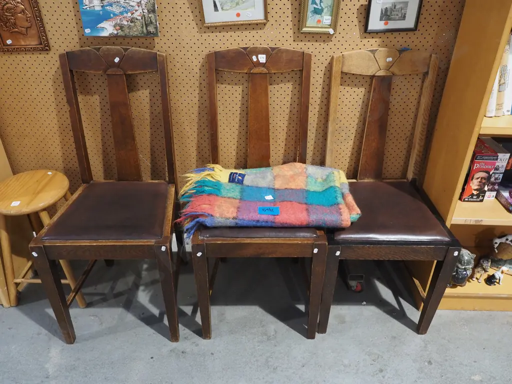 3x oak and vinyl dining chairs  Image 1++